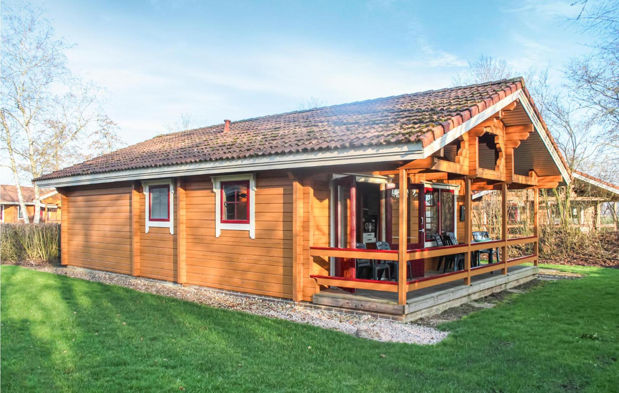 Awesome Home In Gramsbergen With Kitchen Exterior foto